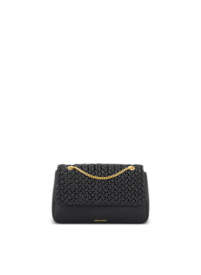 Amoura, Hand-pleated