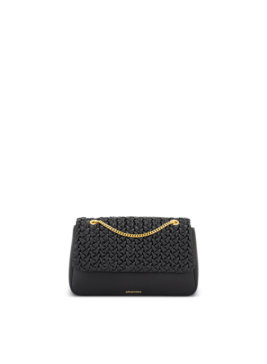 Amoura, Hand-pleated