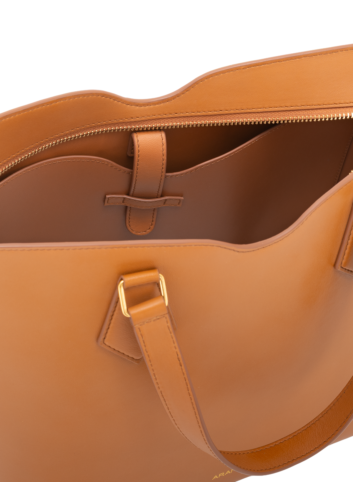 Amala M Tote in Bruno, top view