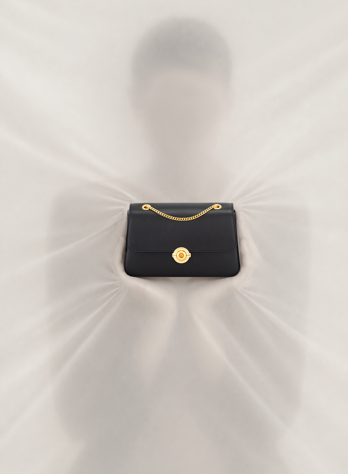 Amoura Citrine Push Lock in Obsidian, Lifestyle