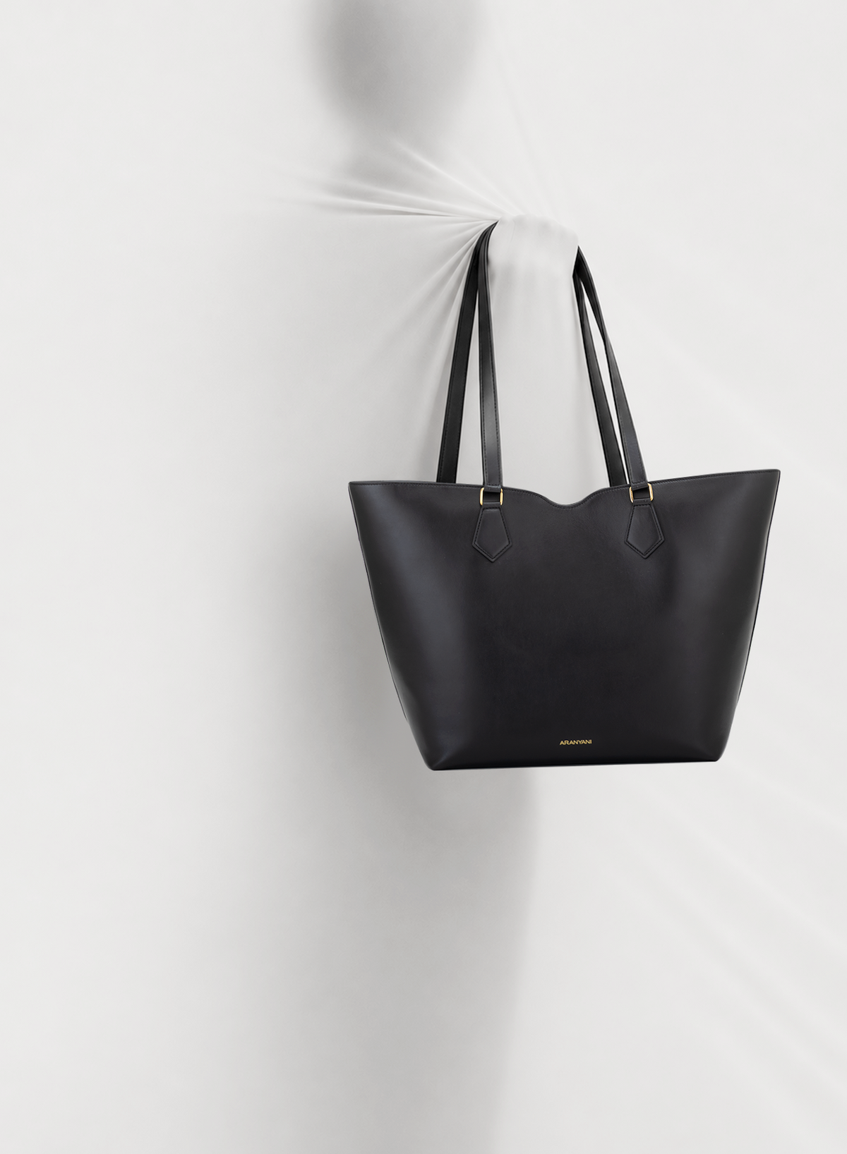 Amala L Tote French Calf Nappa in Obsidian, Lifestyle
